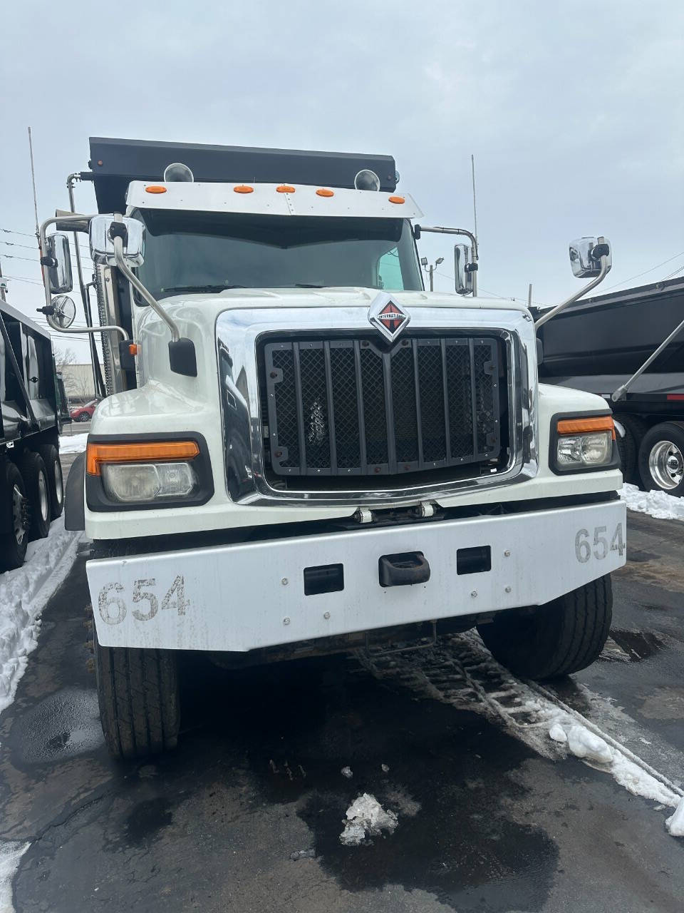 2019 International HX515