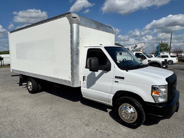2019 Ford E-Series E-350