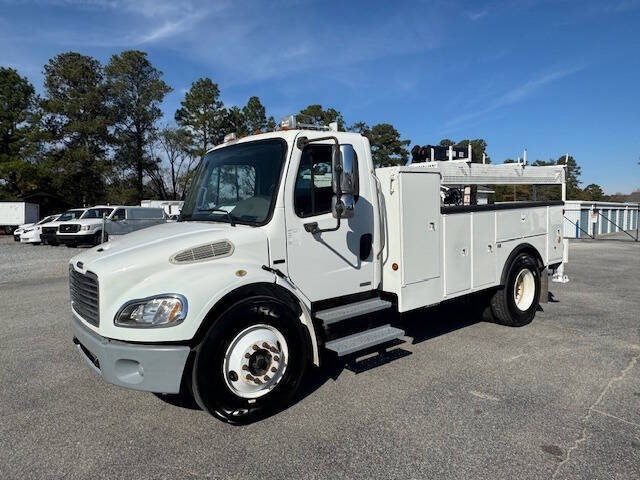 2007 Freightliner M2