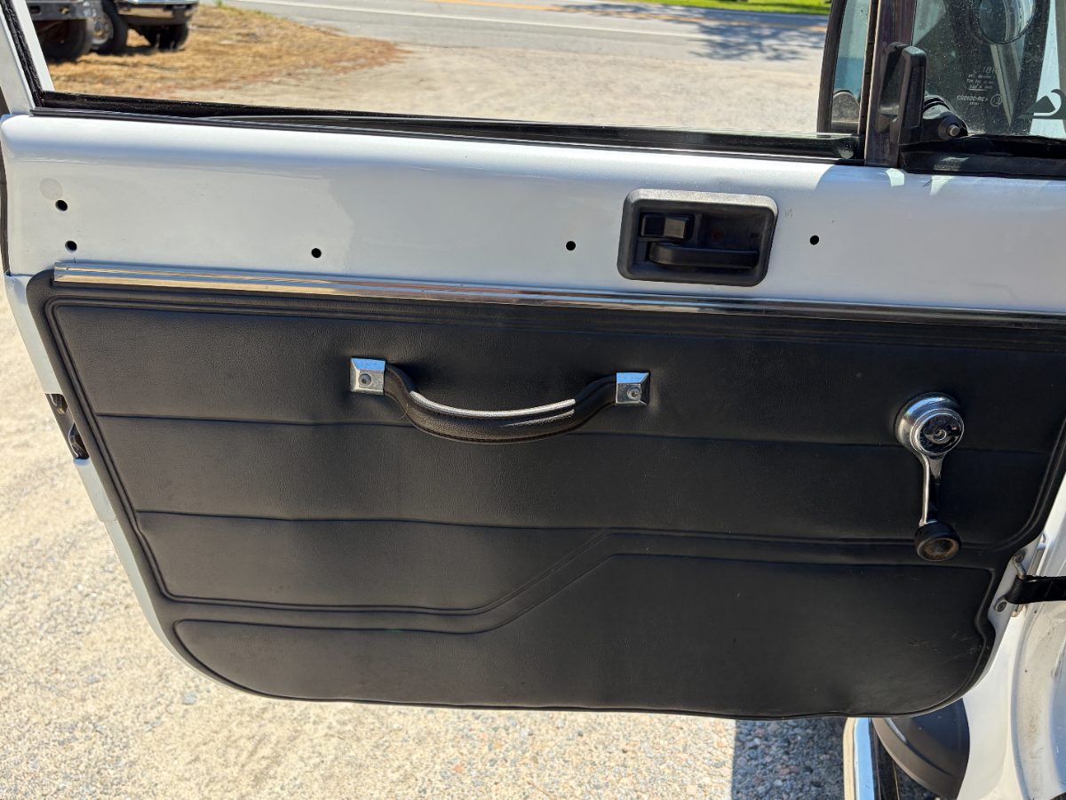 1989 Jeep Wrangler / YJ - Photo 14