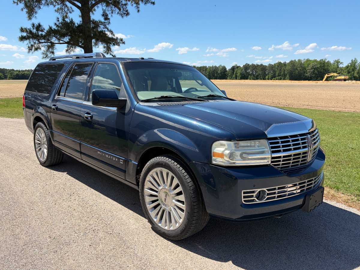 2014 Lincoln Navigator 4x4 L's photo