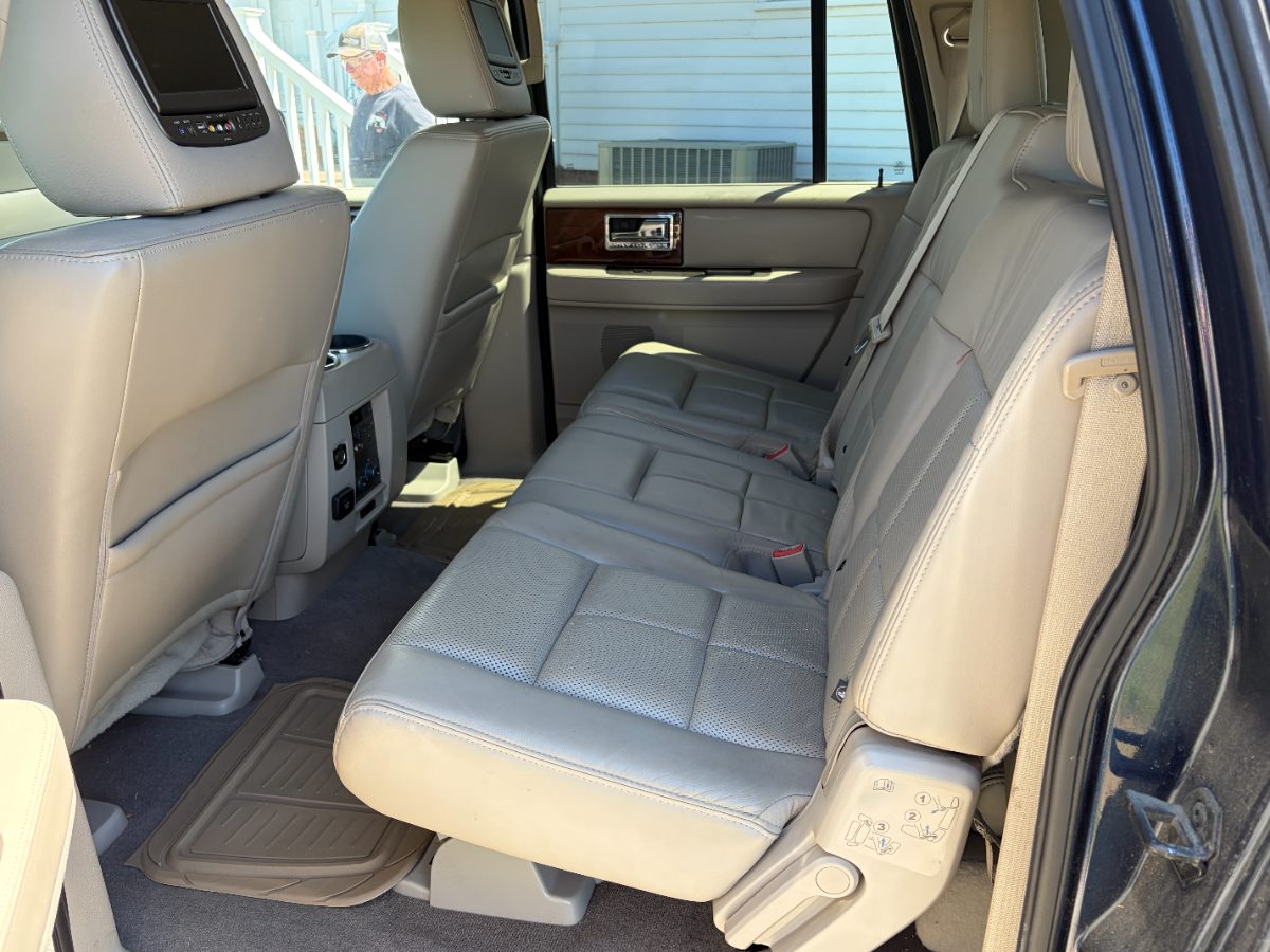 2014 Lincoln Navigator Base - Photo 13