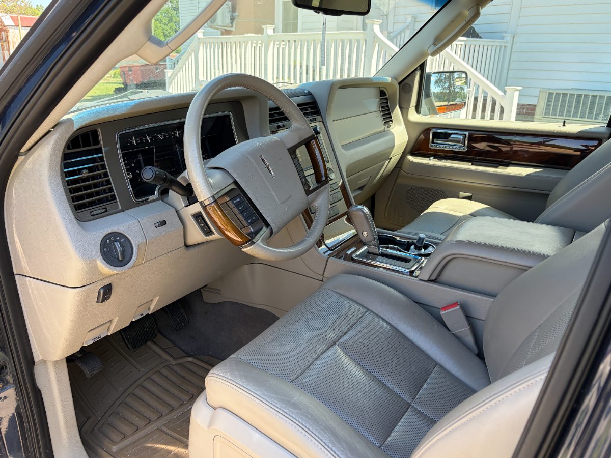 2014 Lincoln Navigator Base - Photo 21