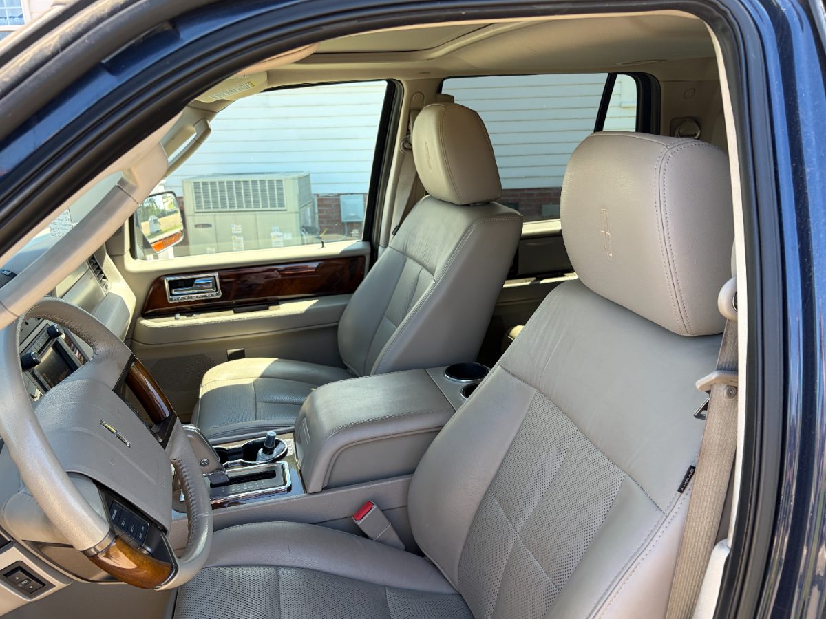 2014 Lincoln Navigator Base - Photo 22