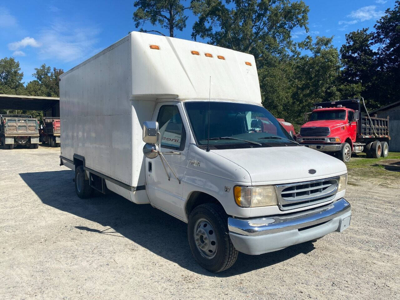 2001 Ford E-Series