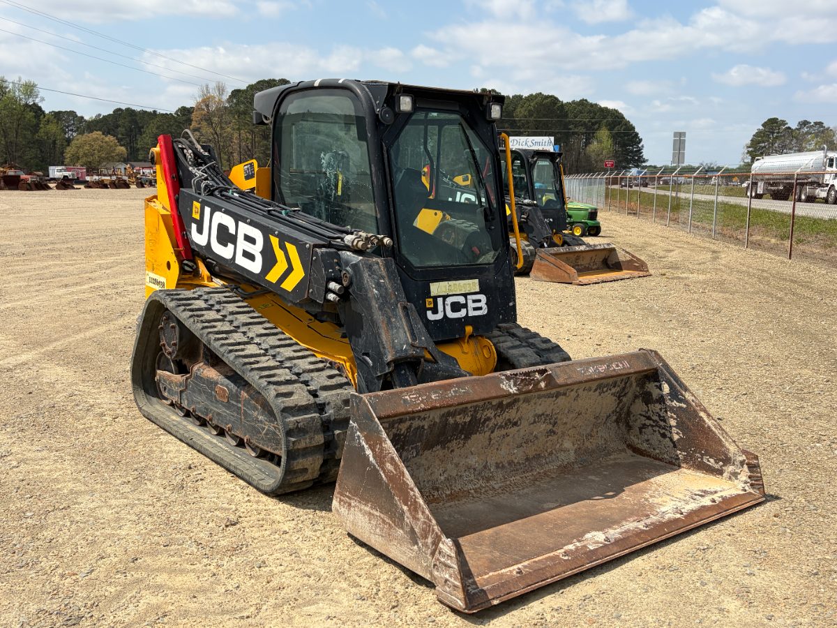 2021 JCB 3TS-8T