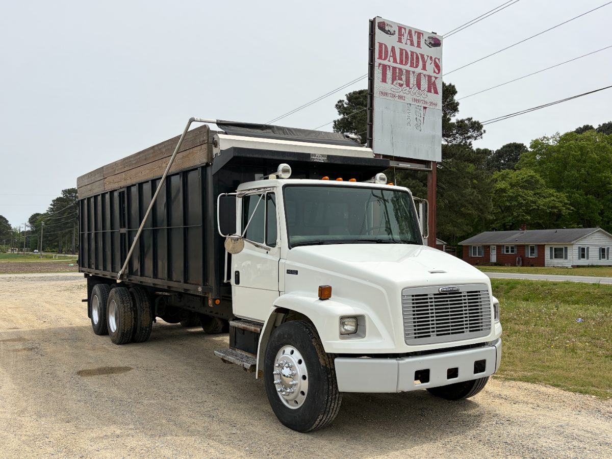 2004 Freightliner Fl80