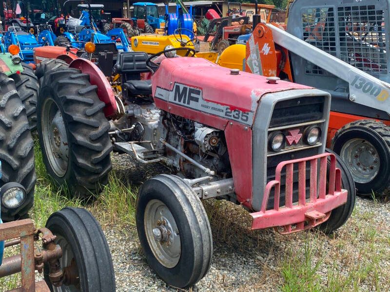 1975 Massey Ferguson 235