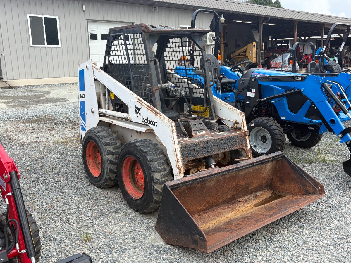 1987 Bobcat 743