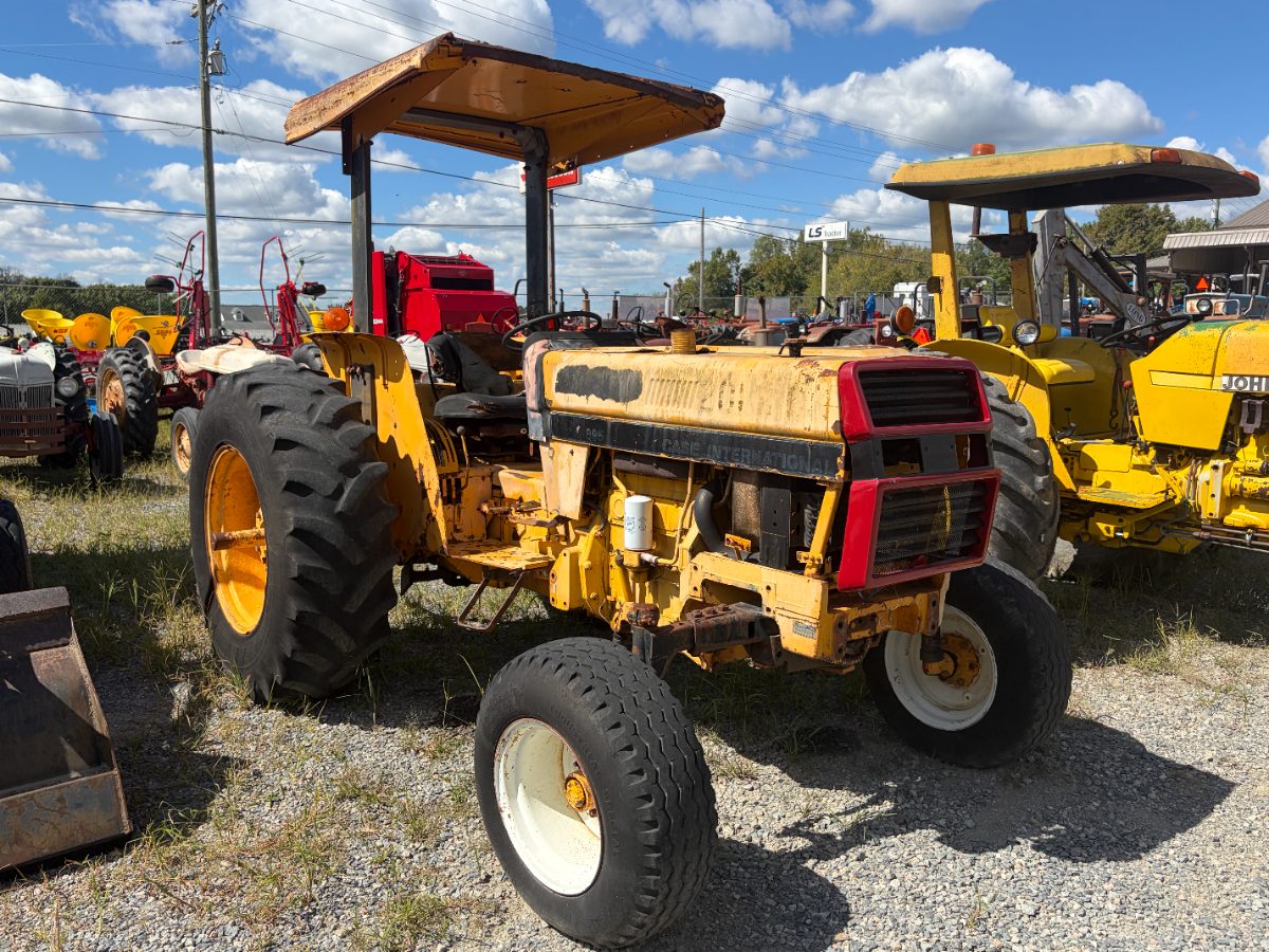 Case International 895