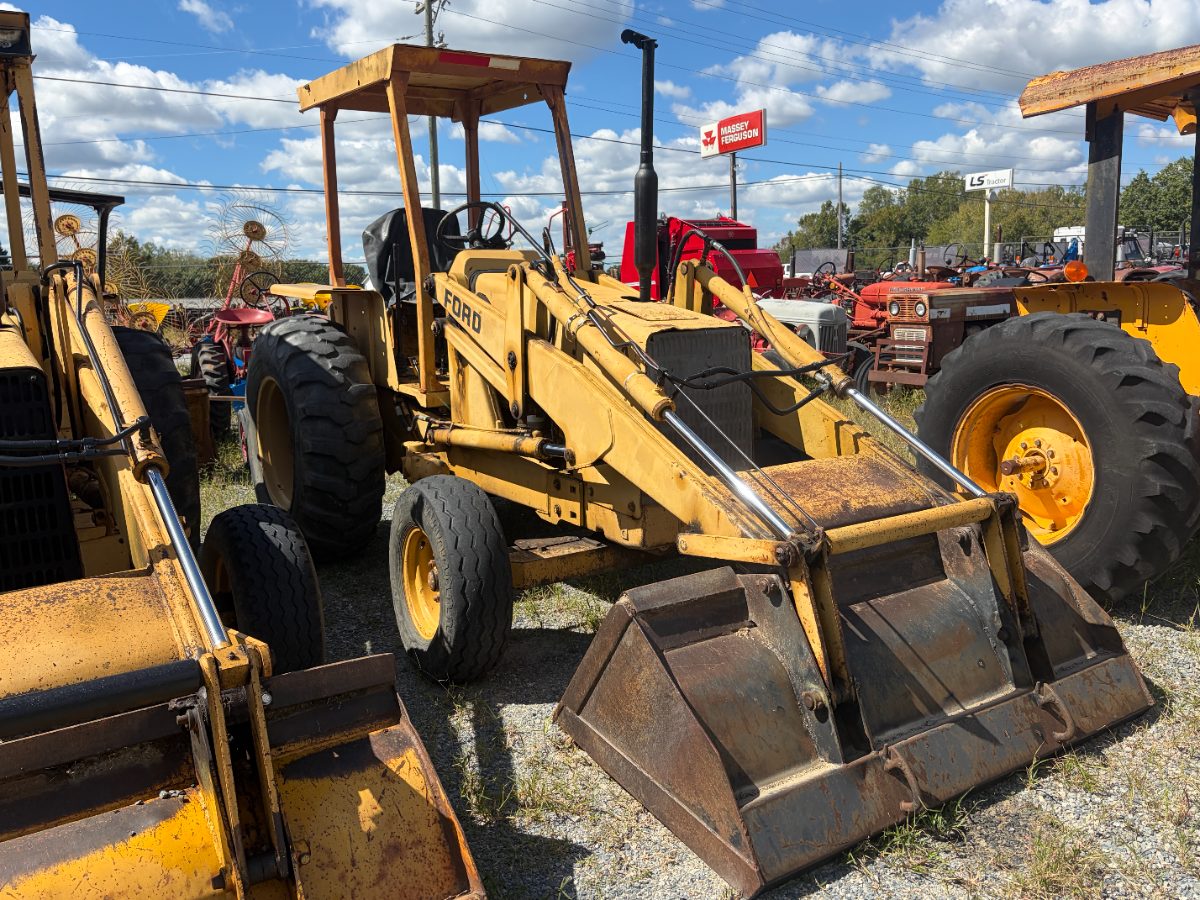 Ford 555A
