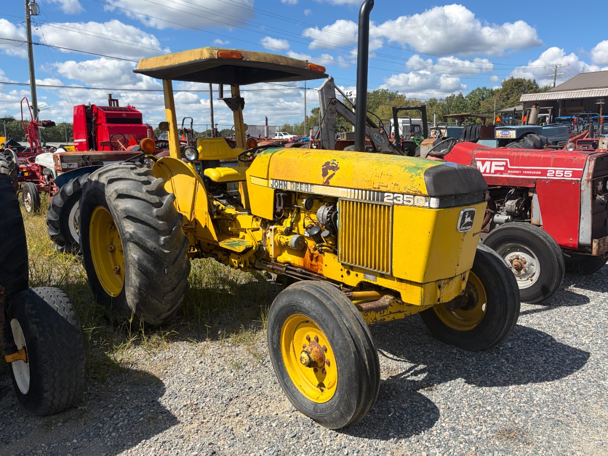 1984 John Deere 2350