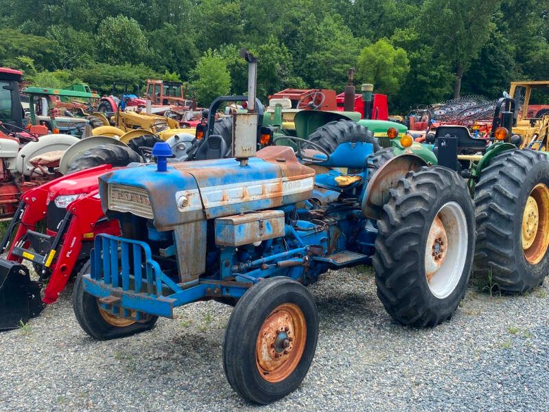 Ford 3000