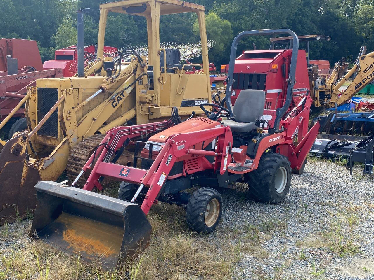 Massey Ferguson Gc2310