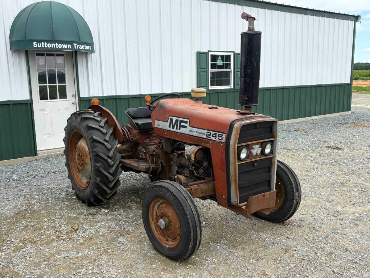 1979 Massey Ferguson 245